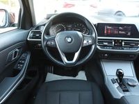 Gebraucht BMW 318 Performance 156 PS (114 kW) 2021 Aventurinrot iii Limousine