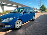 Gebraucht Skoda Roomster 86 PS (63 kW) 2014 Blau Van / Kleinbus
