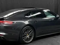 Gebraucht Porsche Panamera 4 E-Hybrid Platinum Edition 462 PS (339 kW) 2023 Vulkangrau Kleinwagen