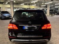 Gebraucht Mercedes ML350 258 PS (189 kW) 2014 Schwarz SUV
