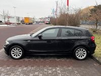 Gebraucht BMW 116 116 PS (85 kW) 2010 Schwarz Kleinwagen