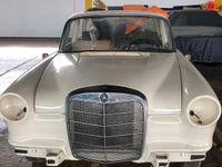 Second-hand Mercedes 190 1962 Bej Berlinǎ