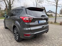 Gebraucht Ford Kuga ST-Line 175 PS (128 kW) 2019 Grau SUV
