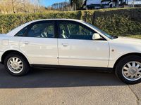 Gebraucht Audi A4 Basis 125 PS (91 kW) 1997 Weiß Limousine