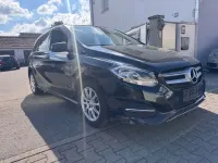 Gebraucht Mercedes B180 109 PS (80 kW) 2017 Schwarz Van / Kleinbus