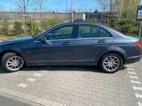 Gebraucht Mercedes C180 156 PS (114 kW) 2010 Blau Limousine