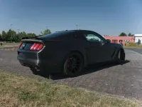 Gebraucht Ford Mustang GT Fastback 508 PS (373 kW) 2016 Brushed black metallic Coupé