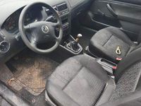 Gebraucht VW Golf IV 75 PS (55 kW) 2001 Schwarz Kleinwagen