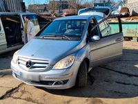 Gebraucht Mercedes B180 109 PS (80 kW) 2007 Grau Van / Kleinbus