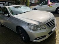 gebraucht Mercedes E220 CDI Avantgarde - 2. Hd -TÜV neu