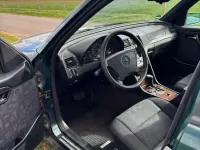 Gebraucht Mercedes C180 Classic 122 PS (89 kW) 1996 Grün Limousine