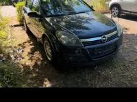 Gebraucht Opel Astra 105 PS (77 kW) 2006 Schwarz Kleinwagen