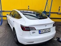 Gebraucht Tesla Model 3 Standard Range Plus 239 kW (325 PS) 2020 Weiß Limousine