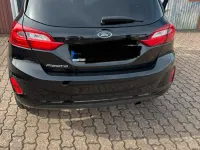 Gebraucht Ford Fiesta 100 PS (73 kW) 2018 Schwarz Kleinwagen