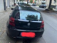 Gebraucht BMW 116 122 PS (89 kW) 2009 Schwarz Kleinwagen