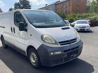 Gebraucht Opel Vivaro 120 PS (88 kW) 2005 Casabl/arctic/eisweiss/kaolin Van / Kleinbus