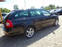 Gebraucht Skoda Octavia Ambiente 122 PS (89 kW) 2009 Schwarz Limousine