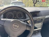 Gebraucht Opel Astra Edition 105 PS (77 kW) 2005 Grau Coupé