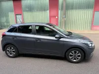 Gebraucht Hyundai i20 Active 84 PS (61 kW) 2018 Grau Kleinwagen