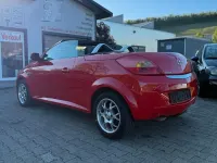 Gebraucht Opel Tigra 125 PS (91 kW) 2005 Rot Cabrio