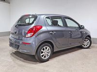 Gebraucht Hyundai i20 Classic 86 PS (63 kW) 2014 Grau Kleinwagen