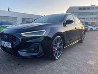 Używany Ford Focus ST 280 KM (205 kW) 2022 Czarny Sedan/Limuzyna