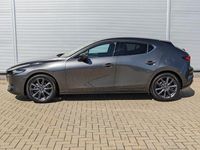 Neu Mazda 3 Exclusive 140 PS (102 kW) 2025 Machine grey metallic Limousine