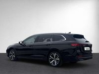 Gebraucht VW Passat Business 150 PS (110 kW) 2024 Grenadillschwarz metallic Kombi