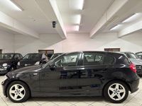 Gebraucht BMW 118 143 PS (105 kW) 2011 Schwarz Kleinwagen