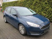 Gebraucht Ford Focus Trend 120 PS (88 kW) 2015 Blau Kombi