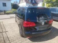 Gebraucht VW Touran Life 105 PS (77 kW) 2013 Schwarz Van / Kleinbus