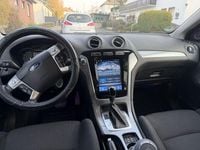 Gebraucht Ford Mondeo Ambiente 140 PS (102 kW) 2013 Rot Kombi