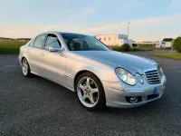 Gebraucht Mercedes E500 388 PS (285 kW) 2007 Silber Limousine