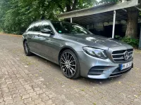Gebraucht Mercedes E350 AMG line 258 PS (189 kW) 2017 Grau Limousine