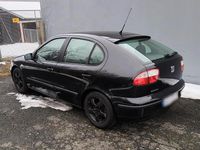 Second-hand Seat Leon 101 CP (74 kW) 2002 Negru Hatchback