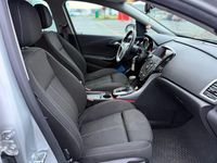 Gebraucht Opel Astra Edition 140 PS (102 kW) 2014 Silber Kombi