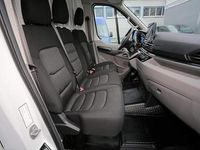 Gebraucht Maxus EV80 110 kW (150 PS) 2024 Weiss Van