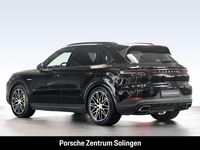 Second-hand Porsche Cayenne 470 CP (345 kW) 2024 Negru SUV