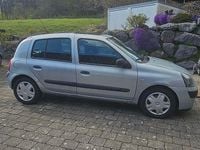 Gebraucht Renault Clio II 98 PS (72 kW) 2003 Silber Limousine