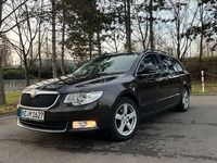 Gebraucht Skoda Superb Ambition 200 PS (147 kW) 2012 Braun Kombi