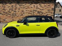 Gebraucht Mini Cooper 136 PS (100 kW) 2023 Gelb Kleinwagen