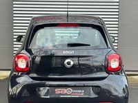 Gebraucht Smart ForFour 71 PS (52 kW) 2015 Schwarz Kleinwagen
