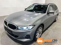 Gebraucht BMW 330e Sport Line 292 PS (214 kW) 2022 Grau Kombi