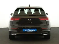 Gebraucht VW Golf Style 150 PS (110 kW) 2024 Uranograu SUV