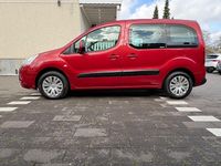 Gebraucht Citroën Berlingo 98 PS (72 kW) 2011 Rot Van / Kleinbus