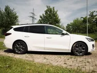 Gebraucht Ford Focus ST-Line X 155 PS (114 kW) 2022 Weiß Kombi