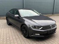 Gebraucht VW Passat 150 PS (110 kW) 2018 Schwarz Limousine