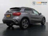 Gebraucht Mercedes GLA180 Business 122 PS (89 kW) 2019 Grau SUV