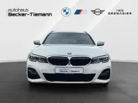 Gebraucht BMW 330 M Sport 258 PS (189 kW) 2021 Alpinweiß uni Kombi