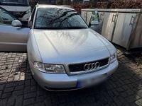 Gebraucht Audi A4 125 PS (91 kW) 2000 Silber Kombi